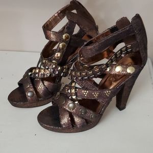 Willa Rose copper tone heels size 9